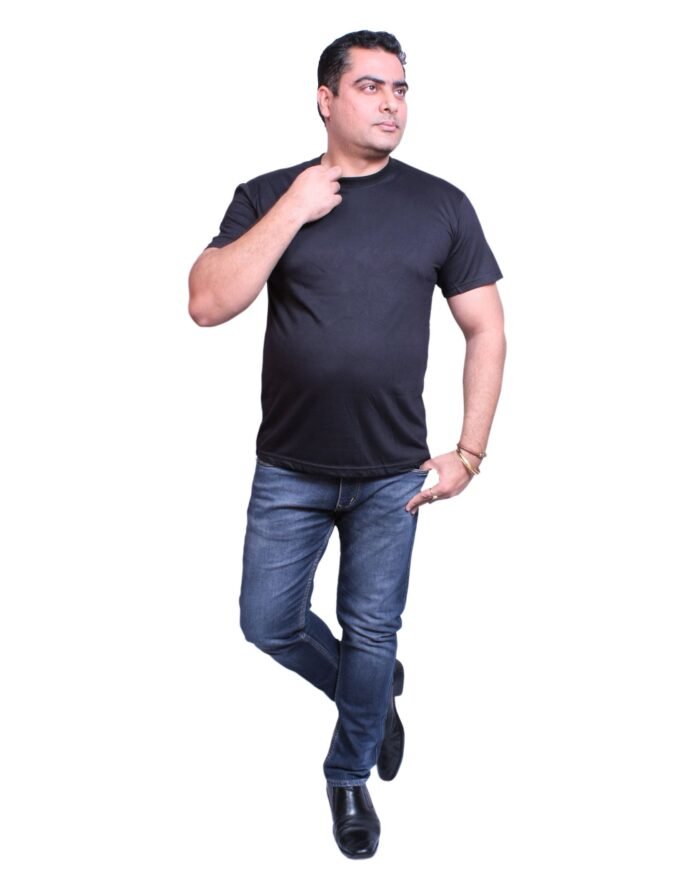 Classic Comfort: Round Neck Half Sleeve Black Rice Knit T-Shirt - Image 7